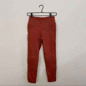 L'URV Women's Small Pink Long Legging